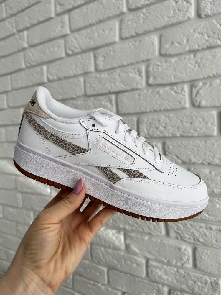 Кросівки шкіряні Reebok Club C 38, 39 розмір