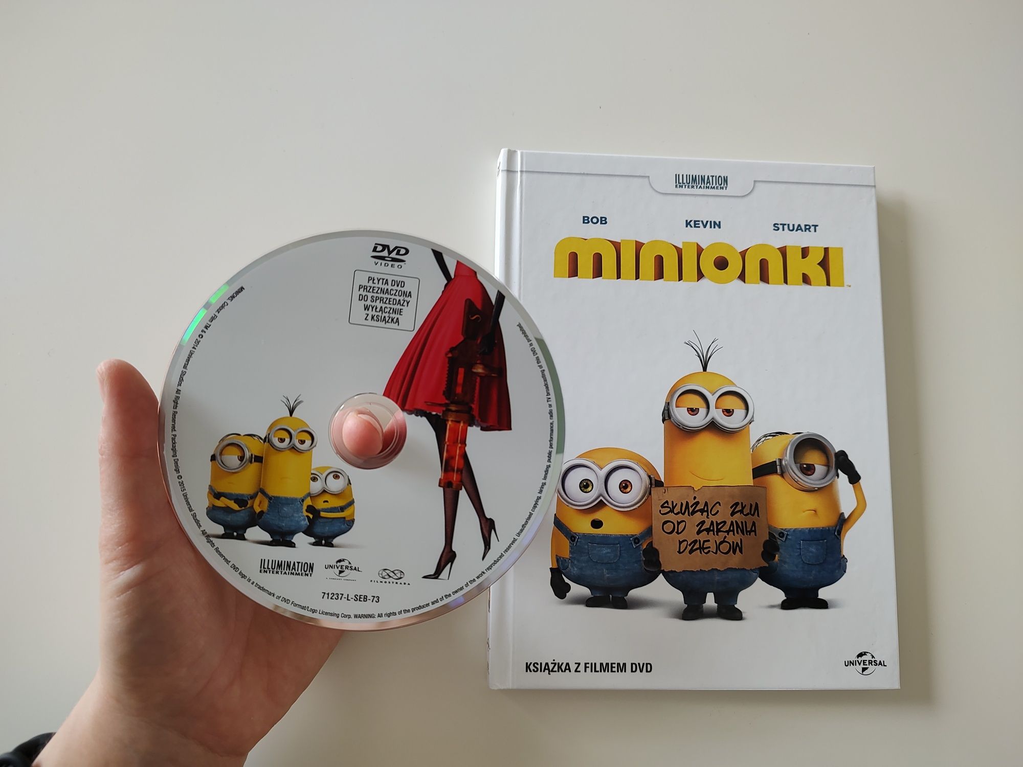 Minionki płyta DVD z książeczką z zagadkami