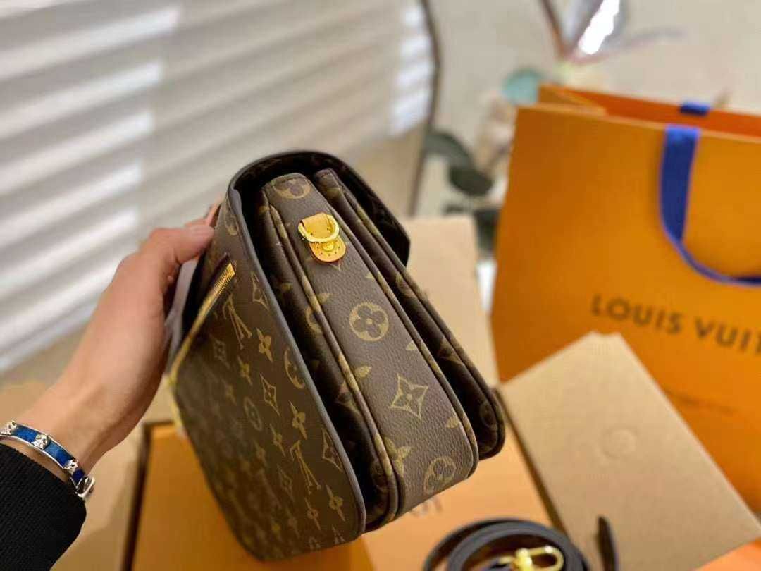 Torebka damska elegancka od reki Louis Vuitton