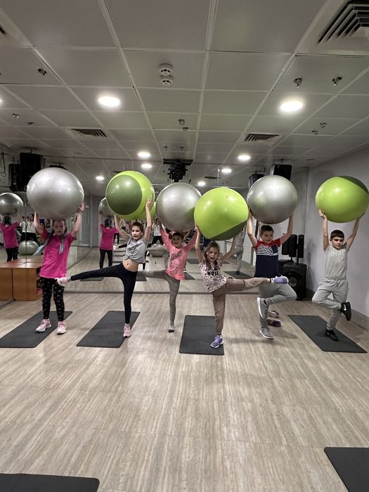 Здається в оренду фітнес зал на Ахматової