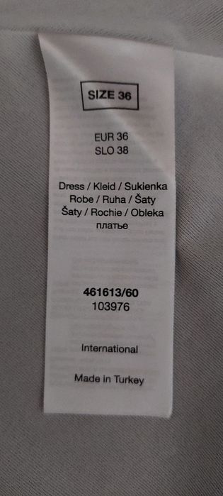 Orsay Czarna rozkloszowana sukienka Rozm.36