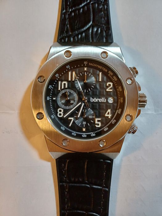 Relógios Sector (3) Timberland (1] Bórelli e Lorus (2).