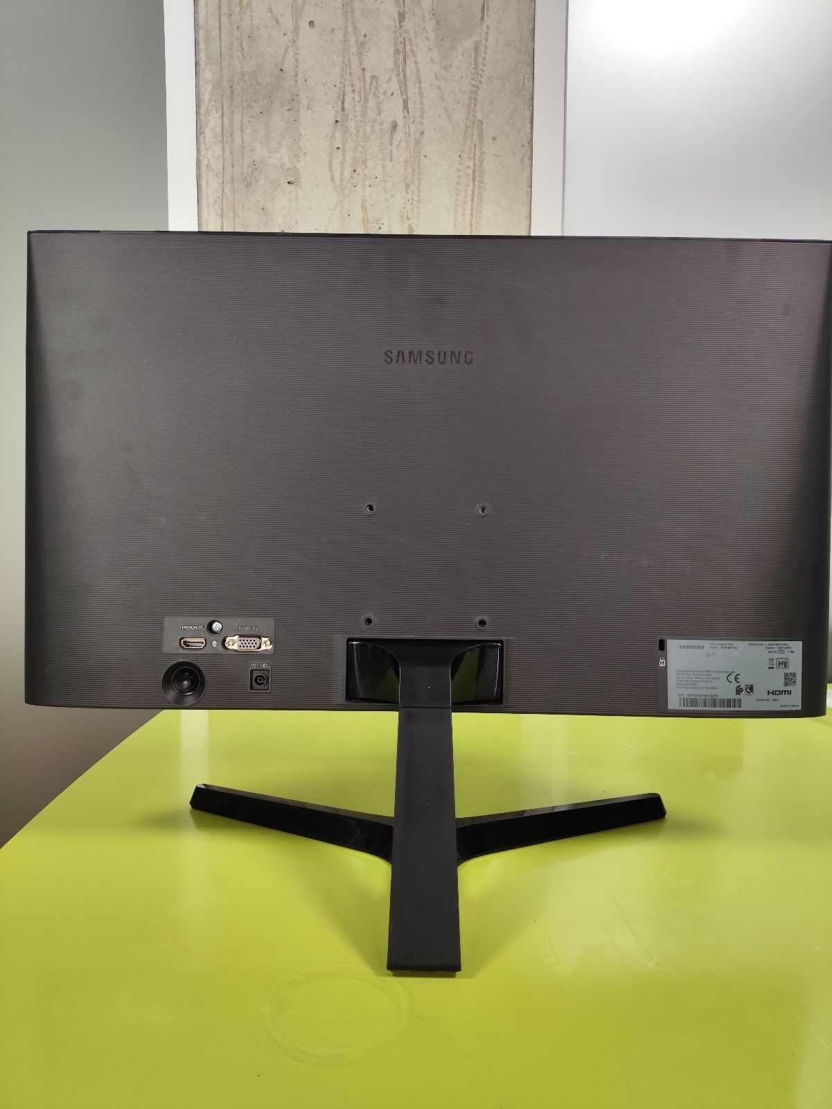 монітор Samsung S24F356FHU, S24F350FHU