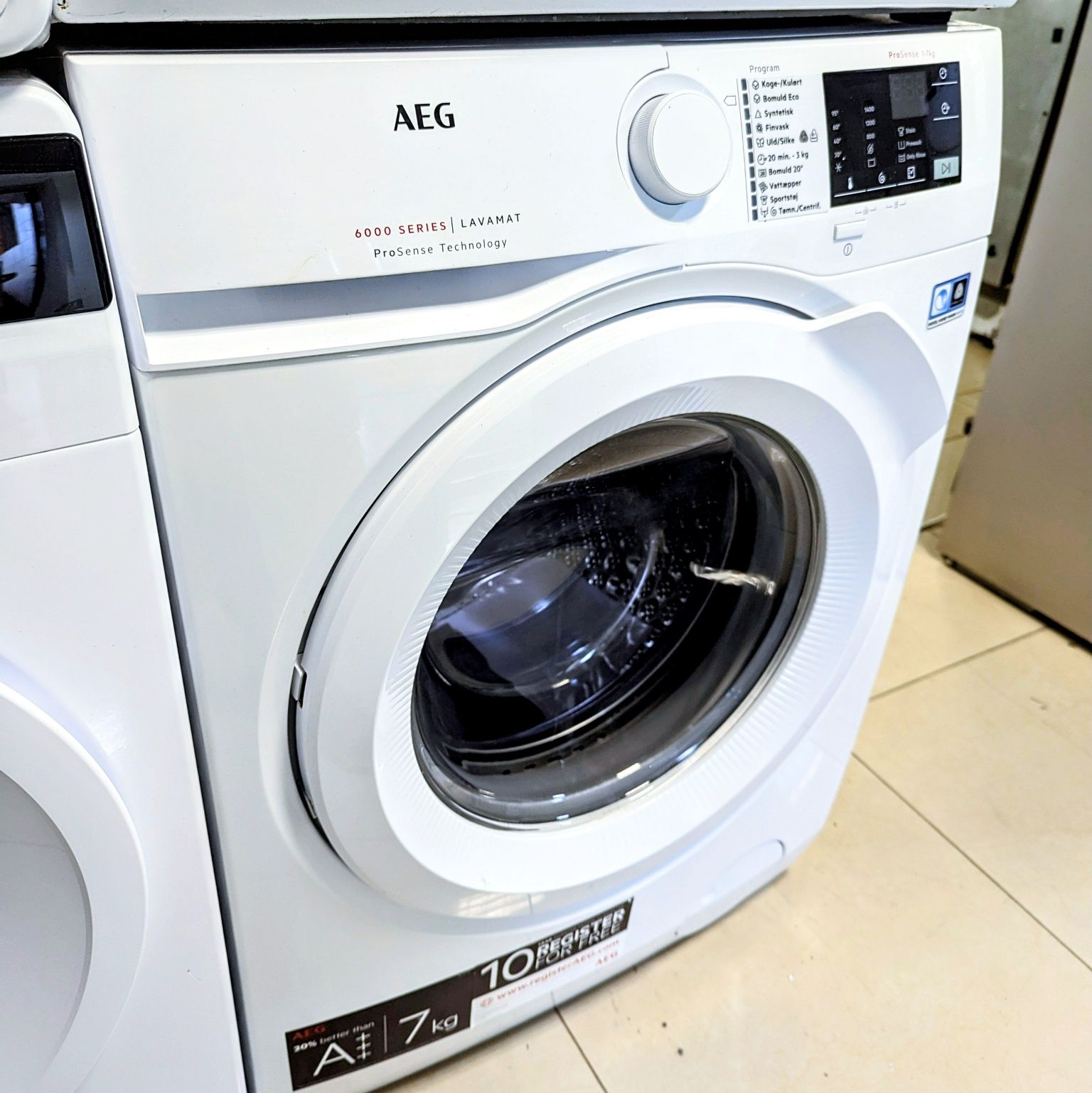 Комплект пральна + сушильна машина AEG/Electrolux 6/7 Series