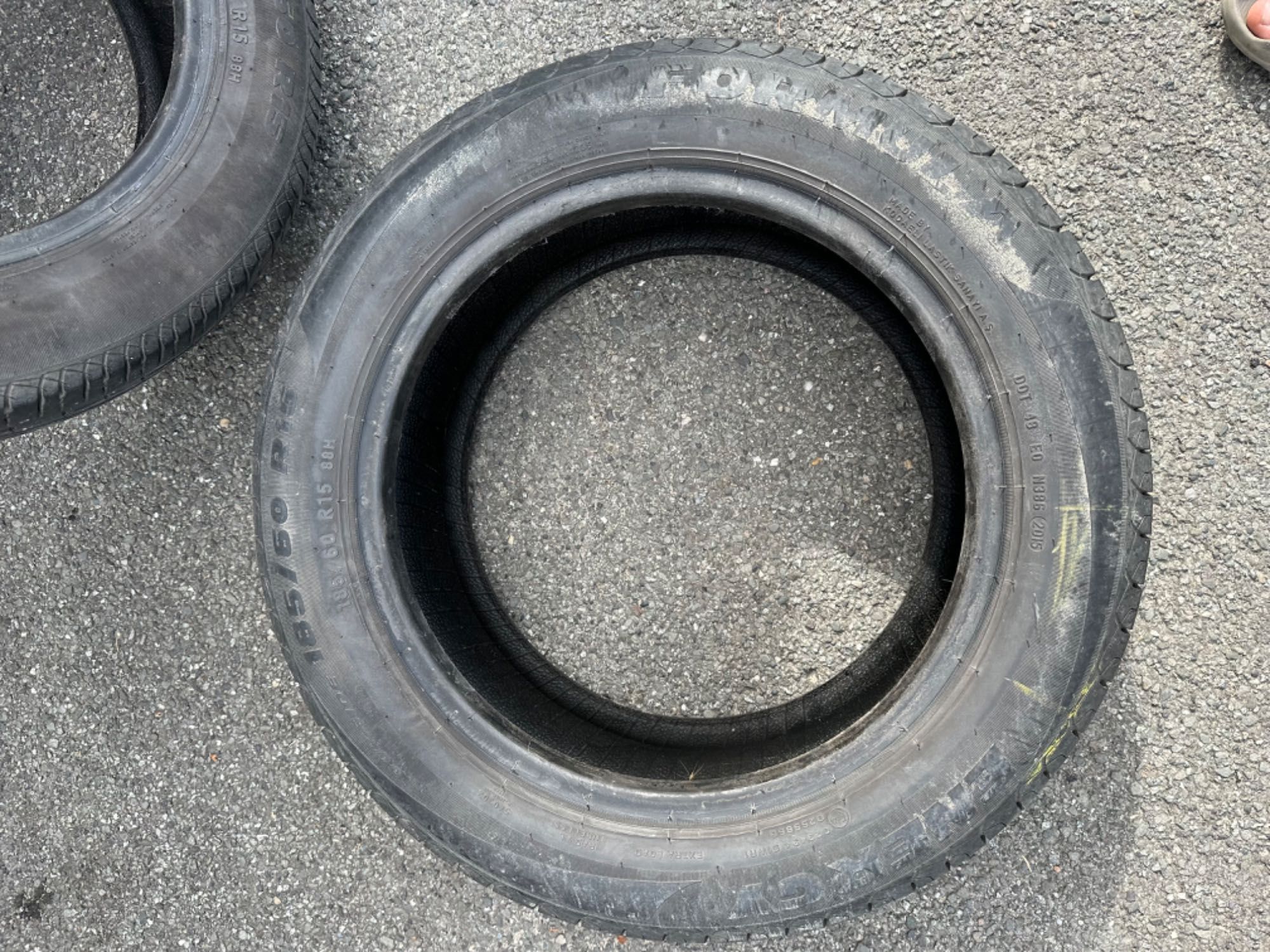 Opony 185/60/r15 letnie