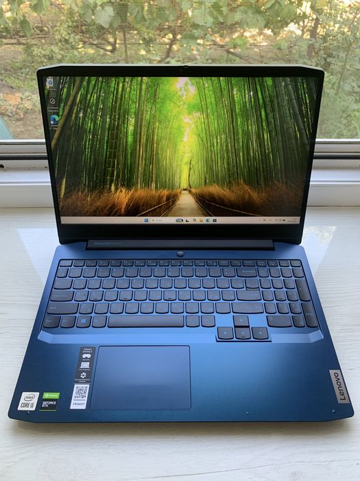 Lenovo IdeaPad Gaming3 15IMH05 Chameleon Blue