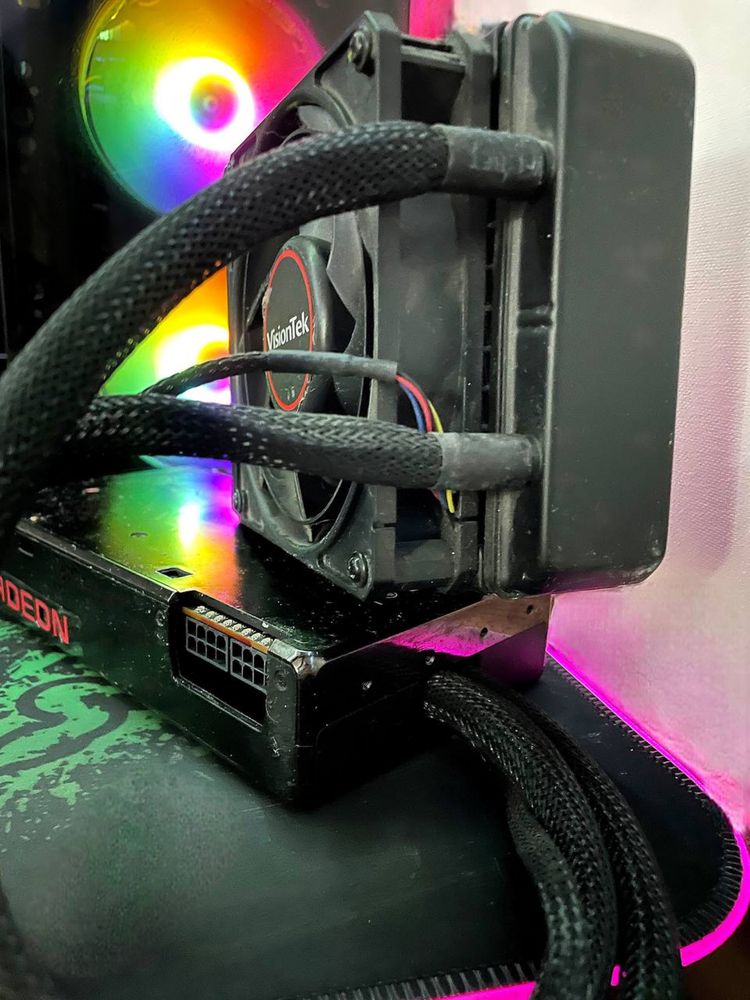 Відеокарта R9 Fury X