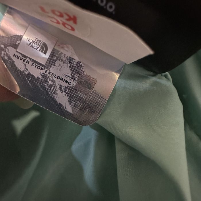 The North Face. Куртка жіноча , оригінальна. Нова. Розмір M; L; XL