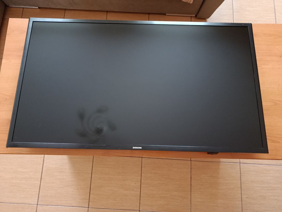 Samsung tv 40 cali uszkodzone podświetlenie