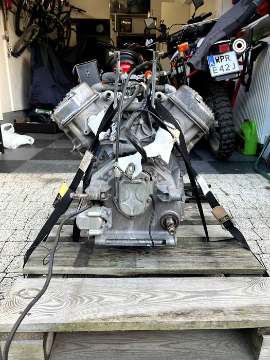 honda CX 500, rama, dużo części, wersja ikea