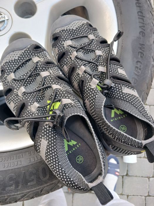 Сандалі McKinley Cayman р. 35 та 36 р