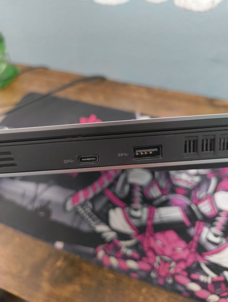 Dotykowy Laptop Alienware 13 r3