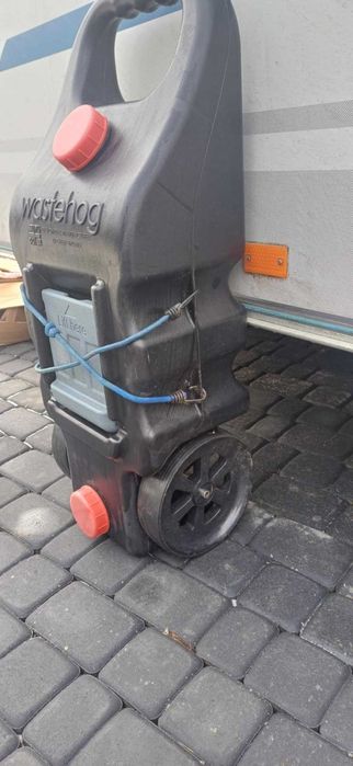 Bańka szara woda przyczepa kempingowa, kamper