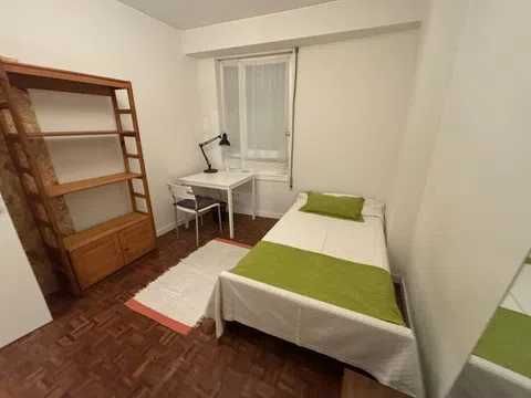 Quartos para estudantes Universidade Católica ou Campus Campo Alegre