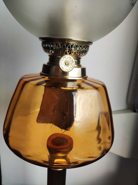 Stara francuska lampa naftowa nr 663 XIX wiek