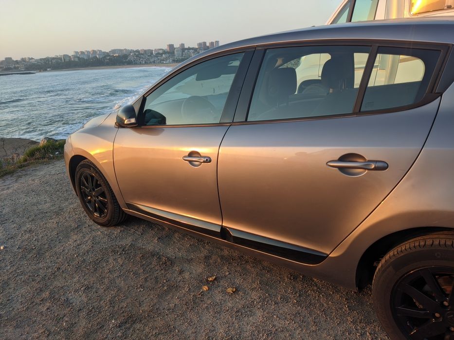 Renault Mégane III 1.5 DCI 90cv (2012) – 140.000 km, económico e fiáve