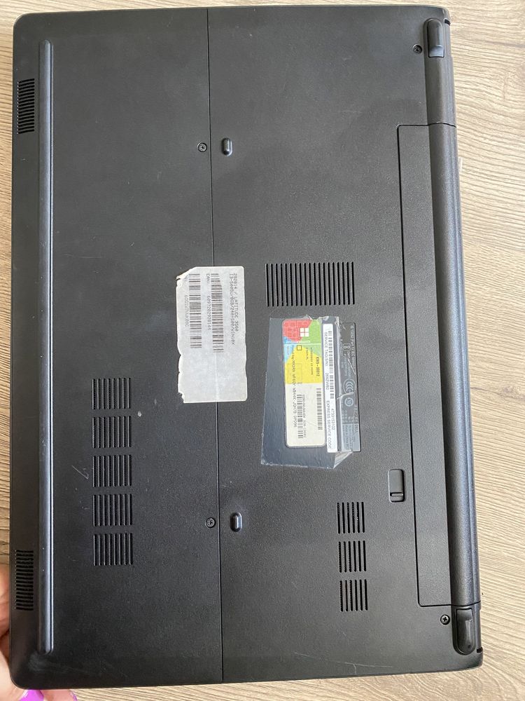 Laptop DELL Latitude 3360