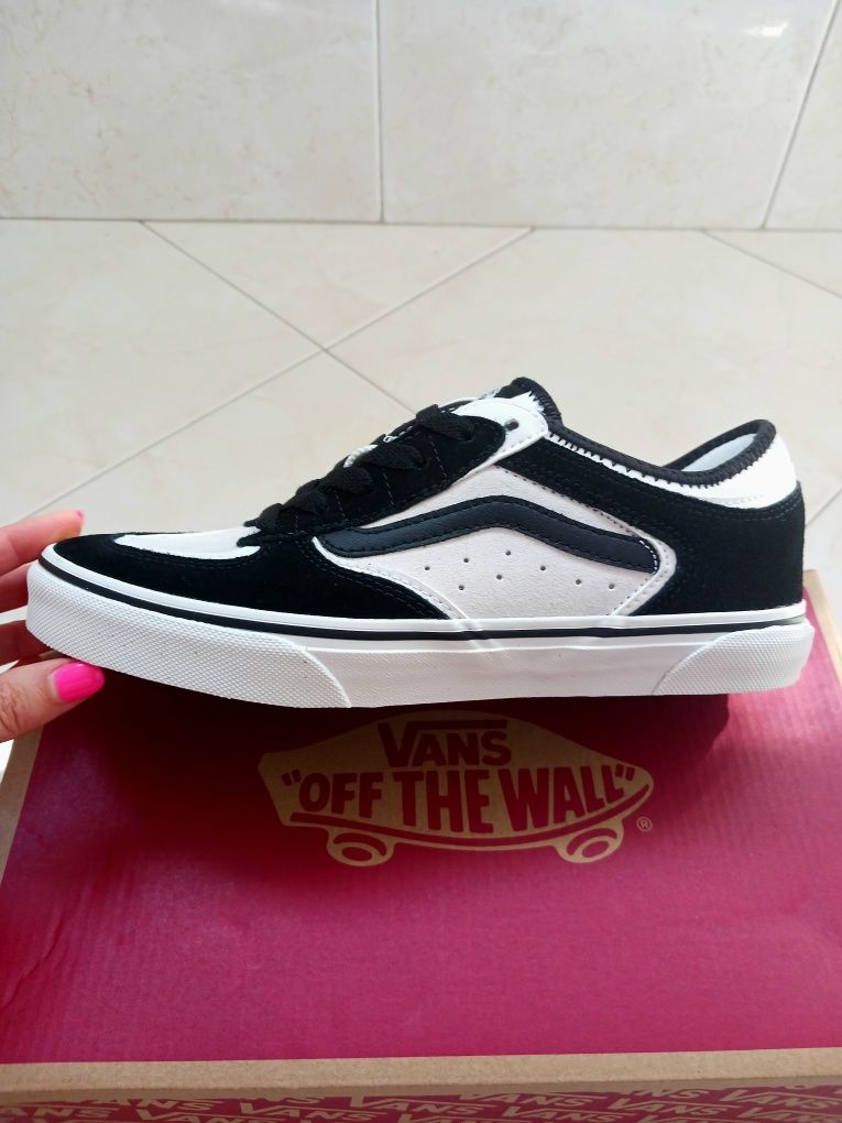 Sapatilhas Vans Novas