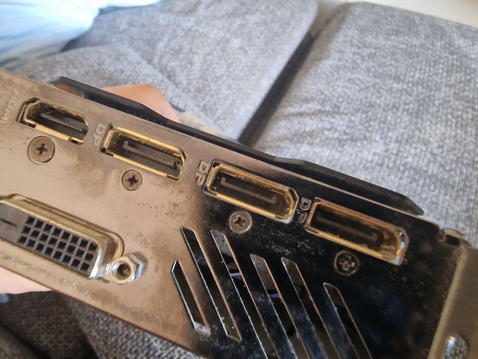 Nvidia gtx 1060 g1 Gaming 6gb
