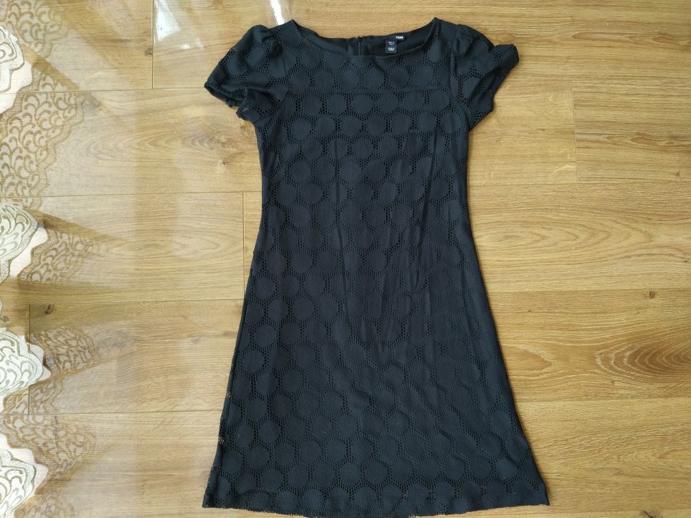 Маленька чорна сукня H&M