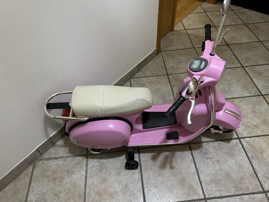 Mota a bataria Vespa