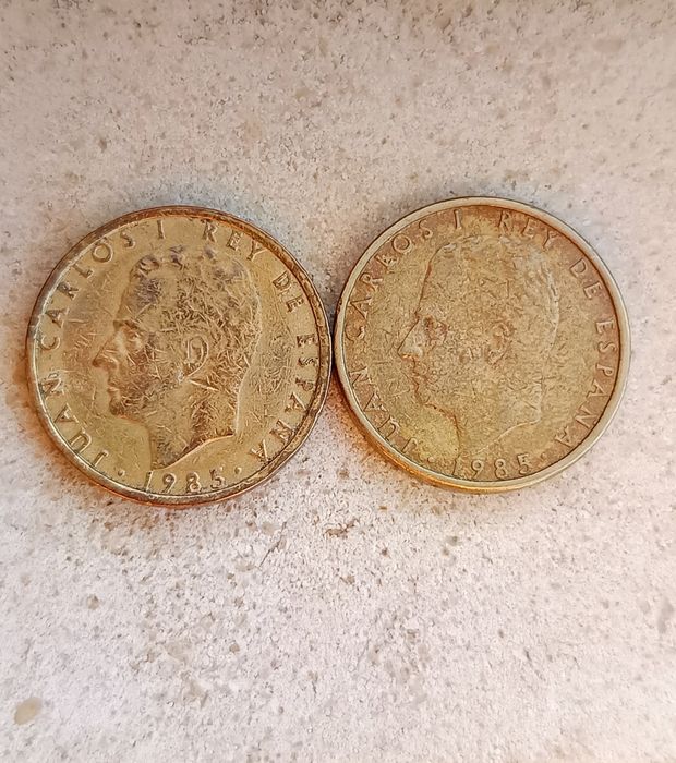 2 moedas de Espanha