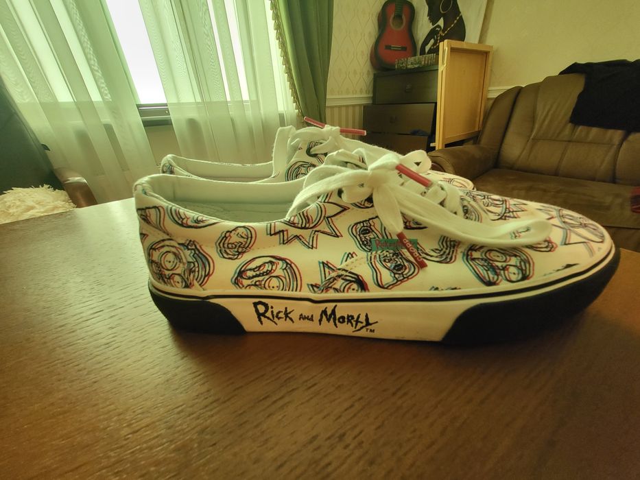 Ексклюзивні кеди "Rick and Morty" - Портал до неперевершеного стилю