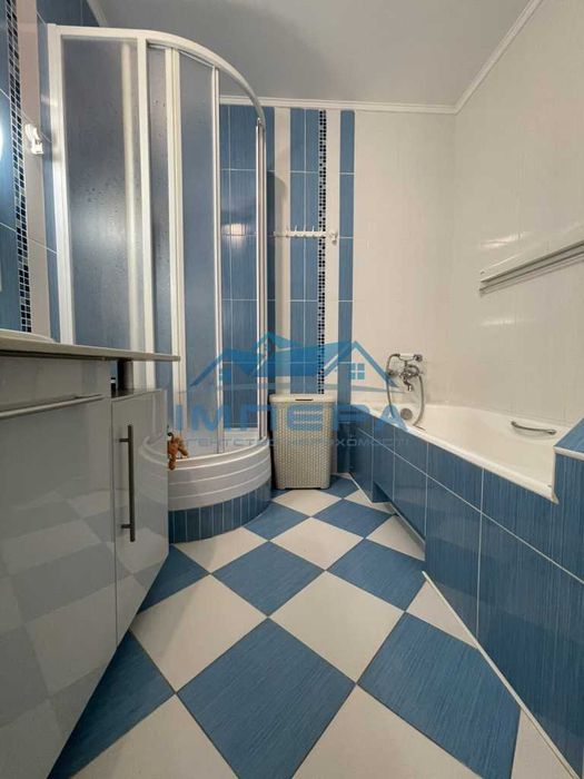 Продам 2к квартиру з індивідуальним опаленням в Центрі