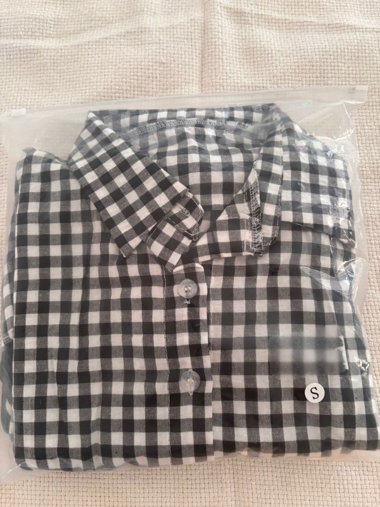 Vendo Traje Feminino Oktoberfest - Tamanho SM (Shorts + Blusa)