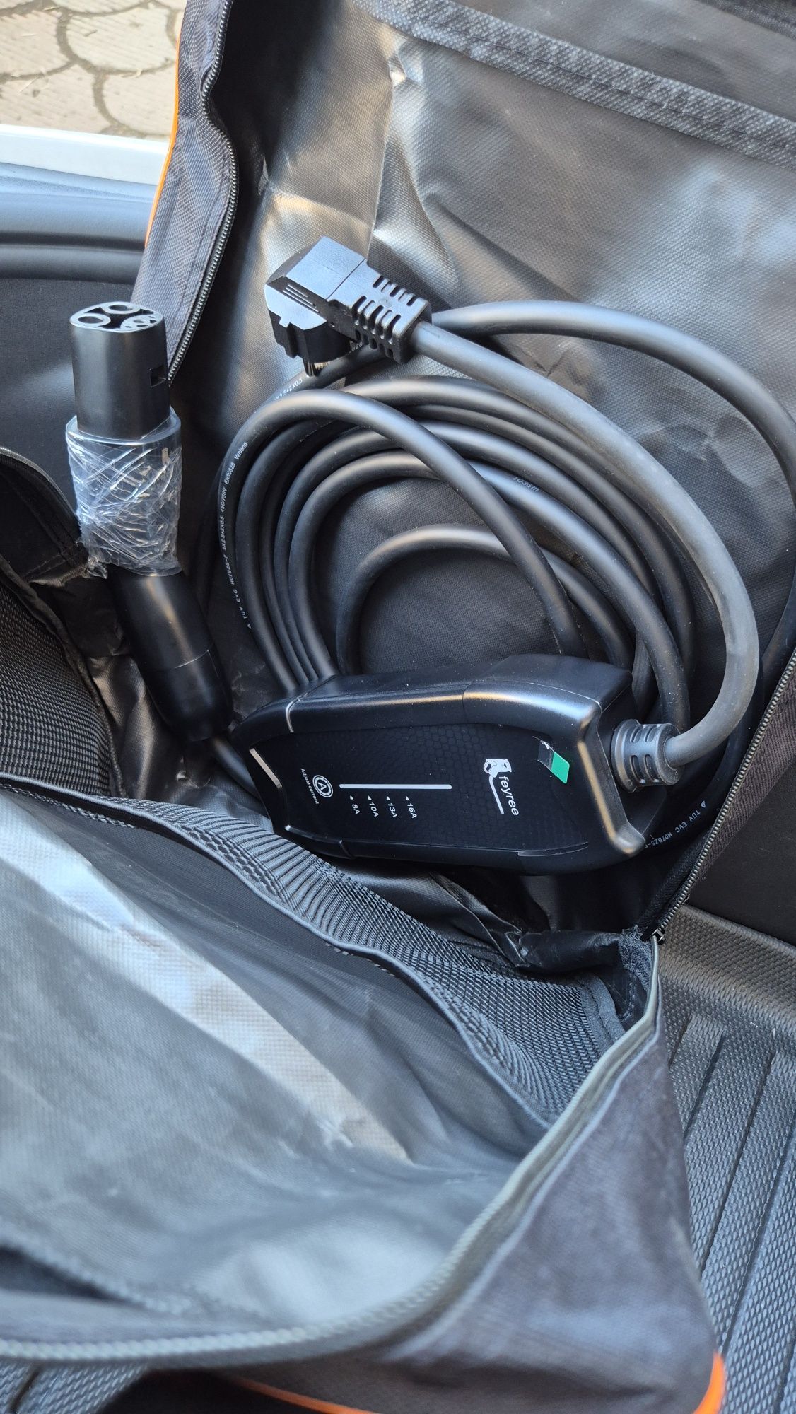 Портативний зарядний пристрій, зарядка Feyree 3.5 kBт,Tesla 5m Y,3,S,X