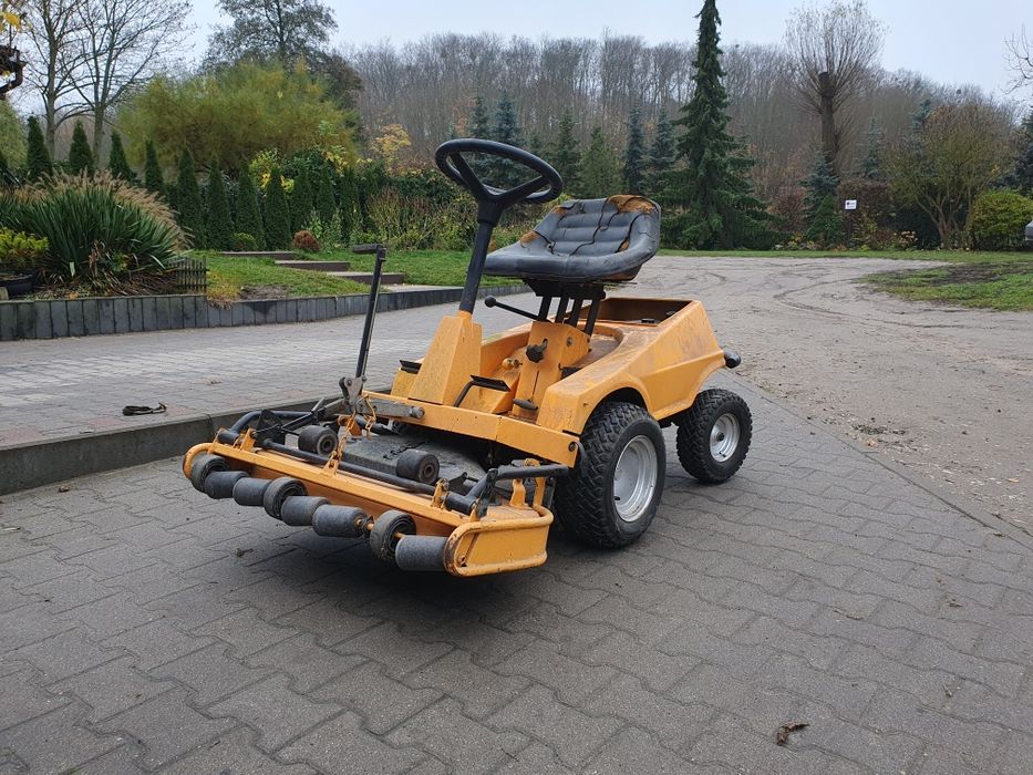 Kosiarka traktorek Stiga Villa dla majsterkowicza