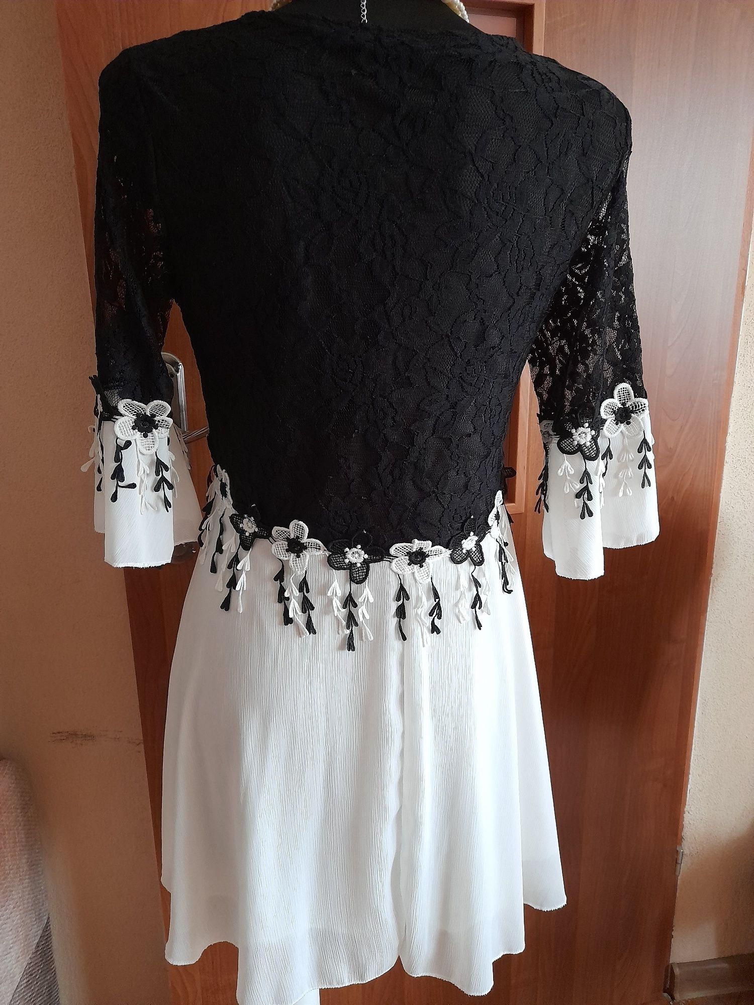 Nowa czarno biała sukienka tunika 38/40 koronkowa chwosty lato