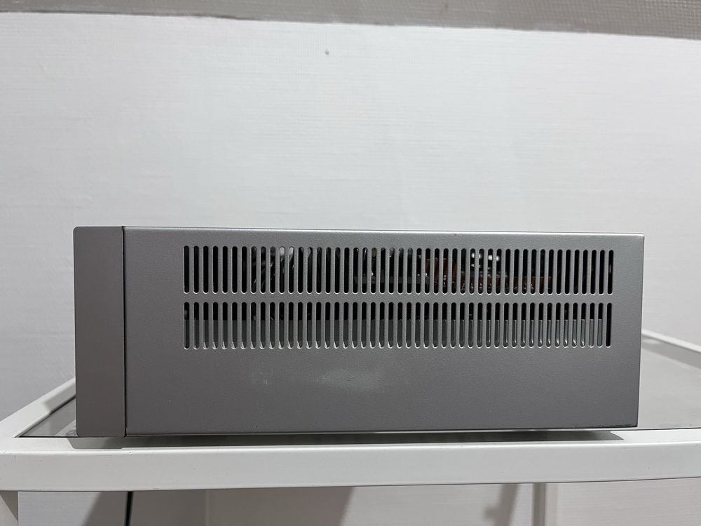 Wzmacniacz Akai AM-A2