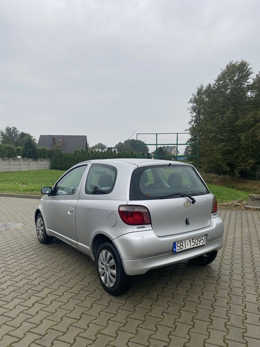 Toyota Yaris 1.0 benzyna niskie spalanie