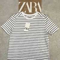 Стильна футболка від ZARA.
