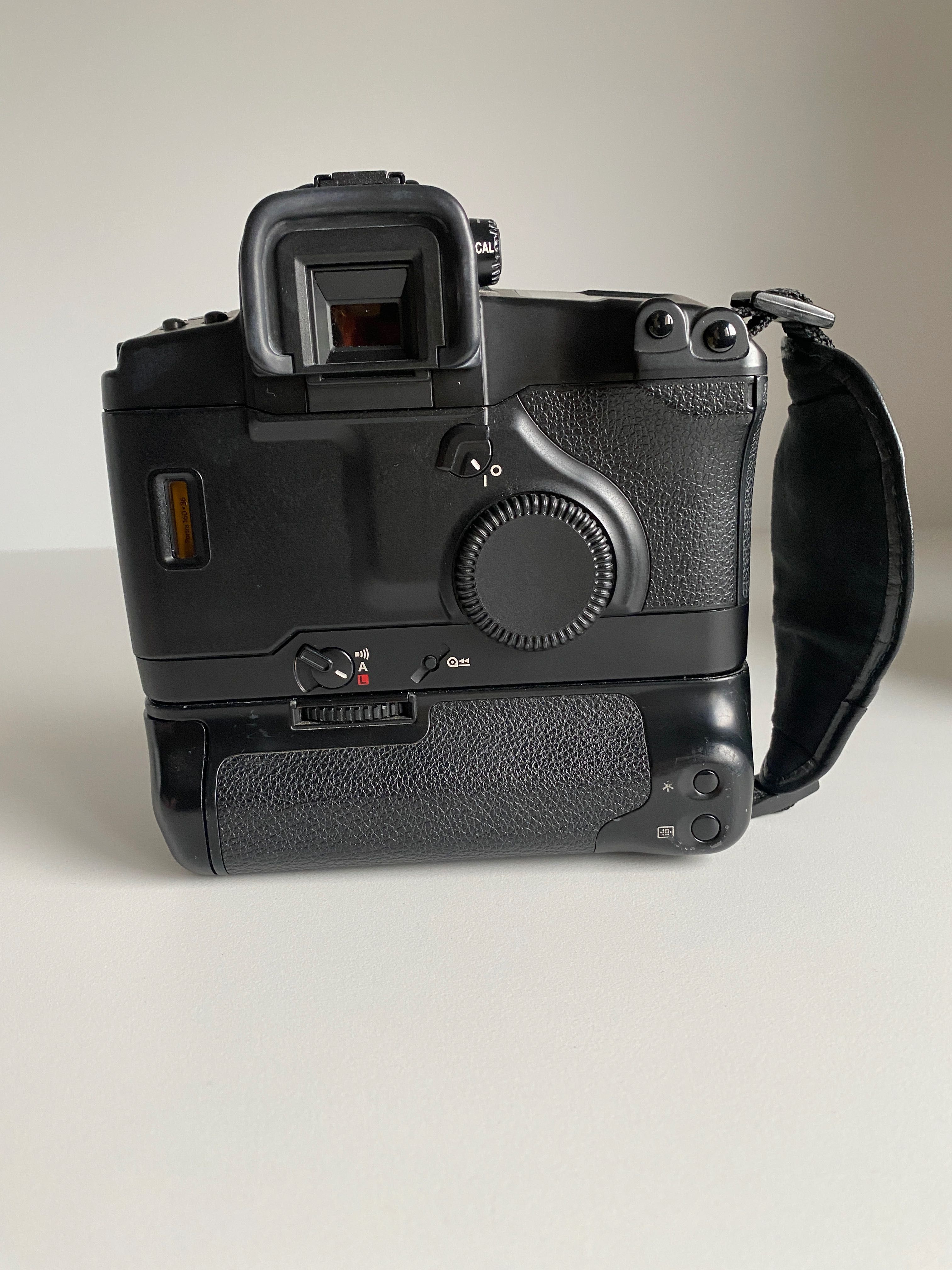 Analog Canon EOS 3 grip + 50mm EF f/1.8 STM zestaw