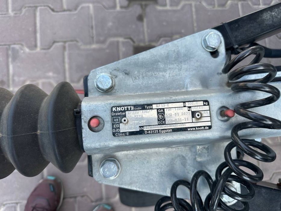 Спеціалізований причіп фургон