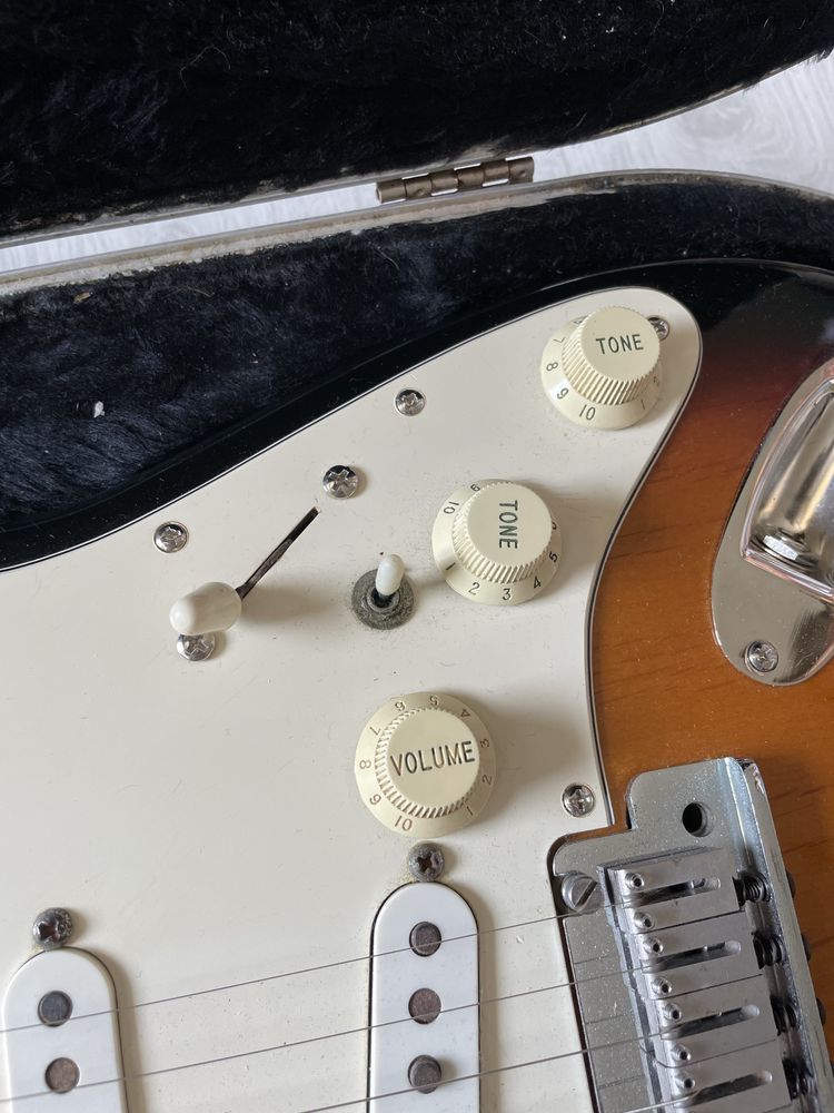 Fender stratocaster USA 1997, modowany, with case