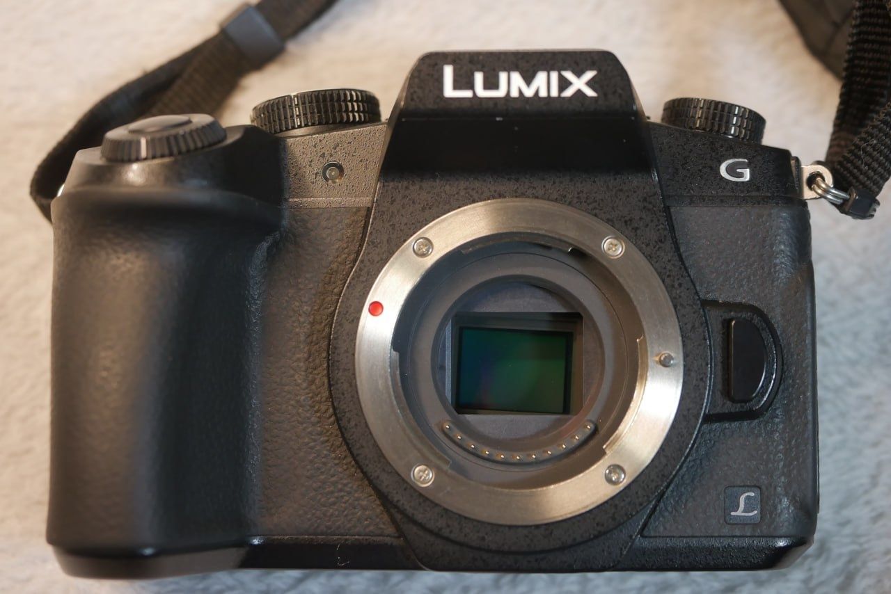 Фотоапарат Panasonic Lumix G80 body