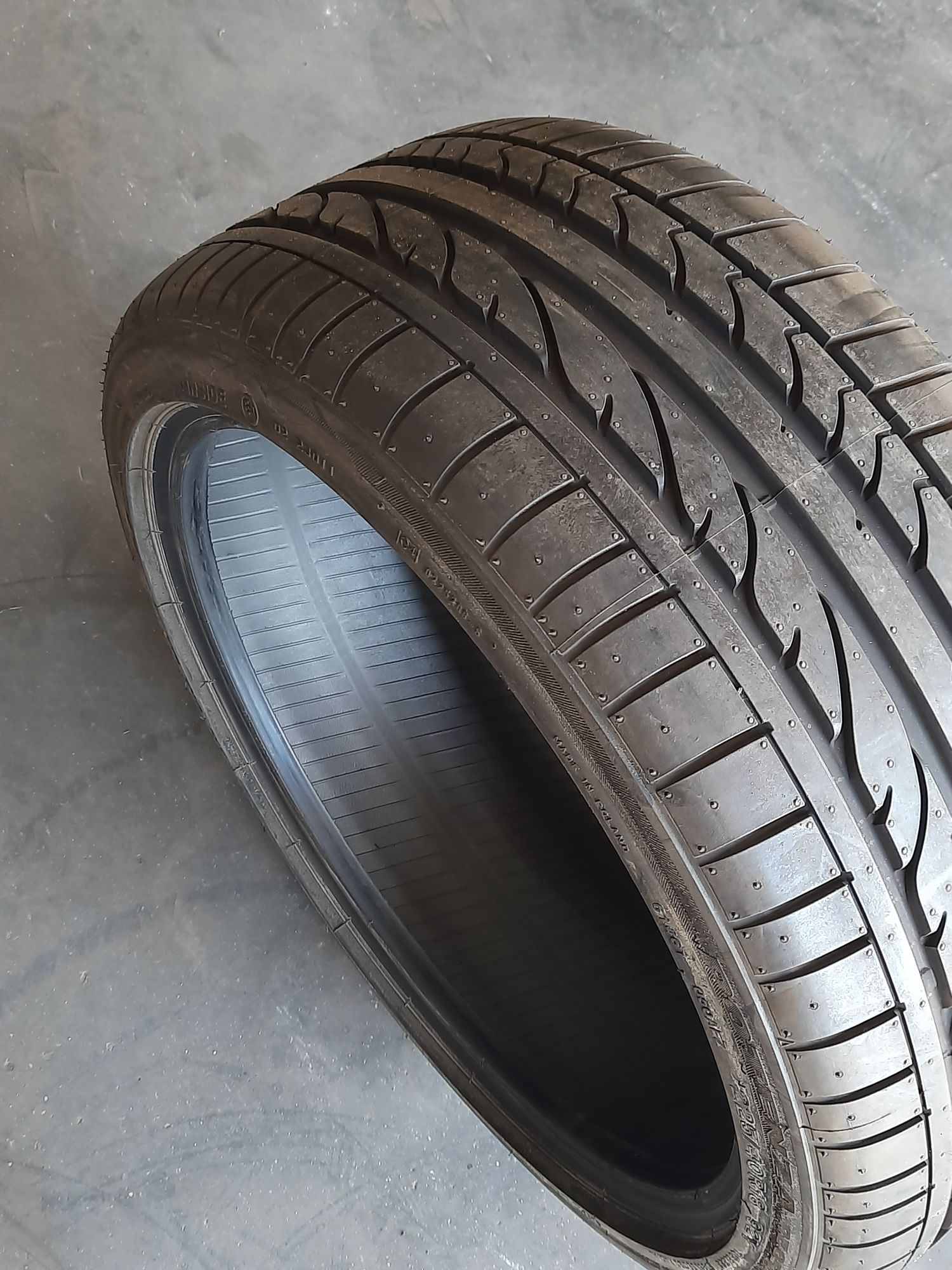 Opona 225/40R18 92Y Bridgestone Potenza RE050A