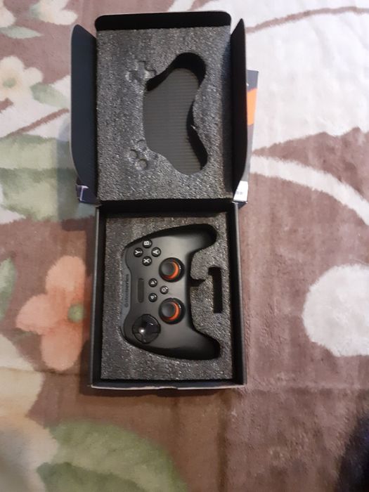 Продам игровой джойстик