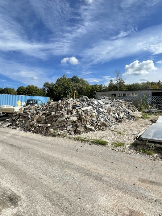 Gruz betonowo granitowy