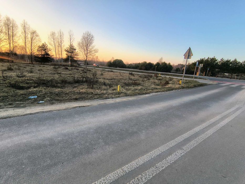 Wynajem placu przy DW 635 w m. Czarna pow. 5600