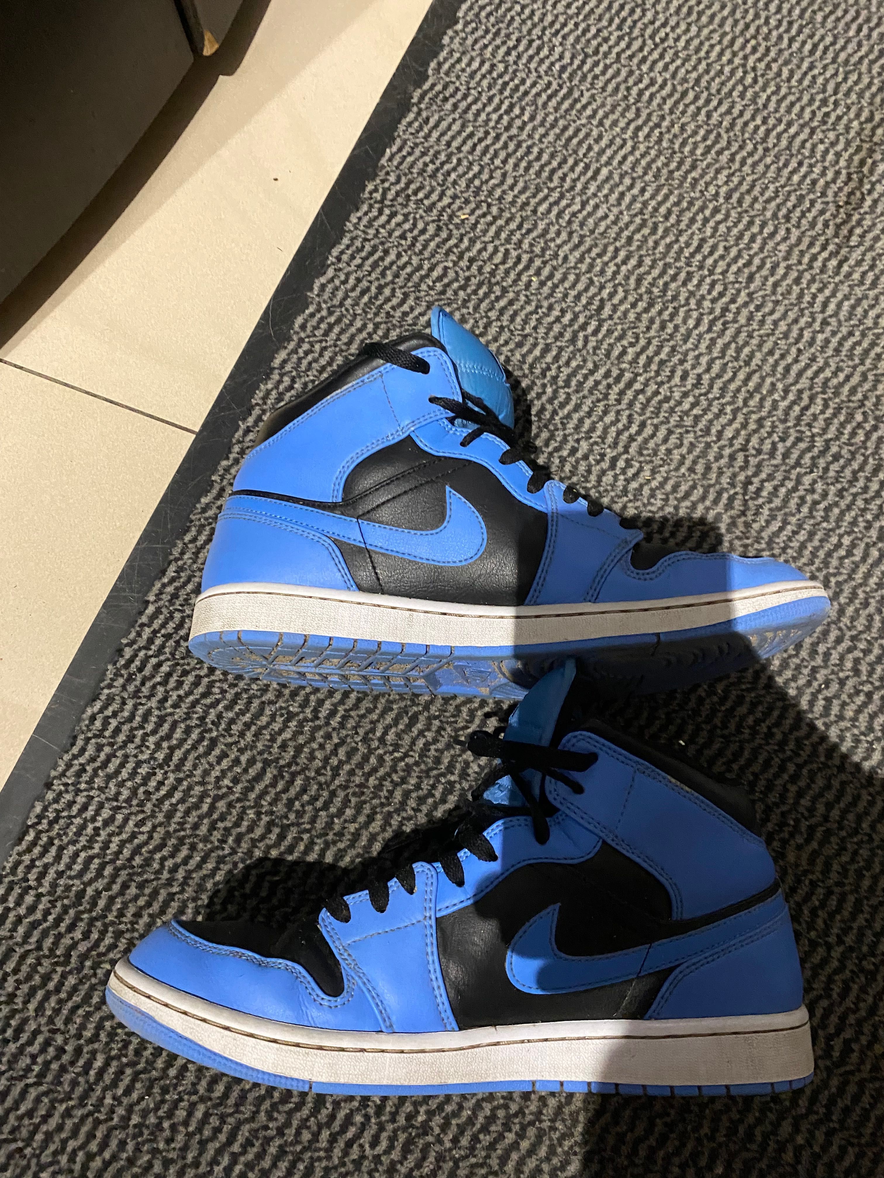 Jordan 1 amid University Blue Black r.44.5