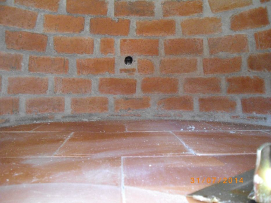 Forno a lenha de grandes dimensões