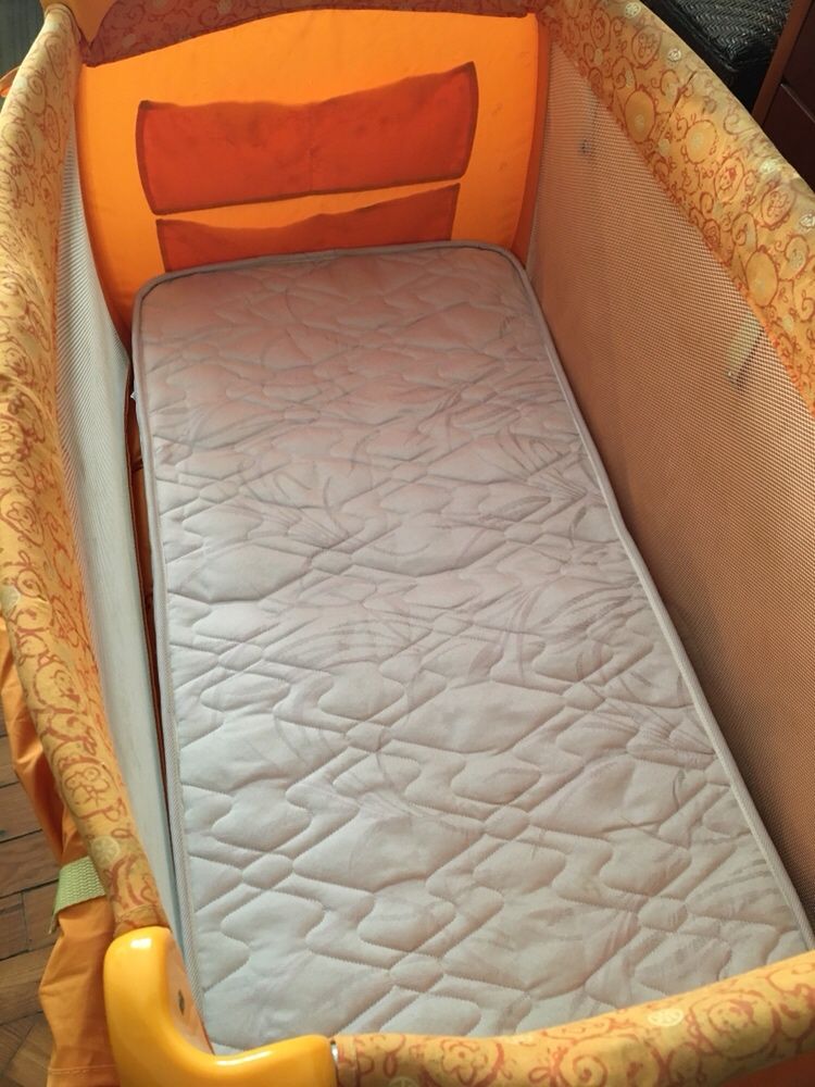 Cama de viagem + colchão