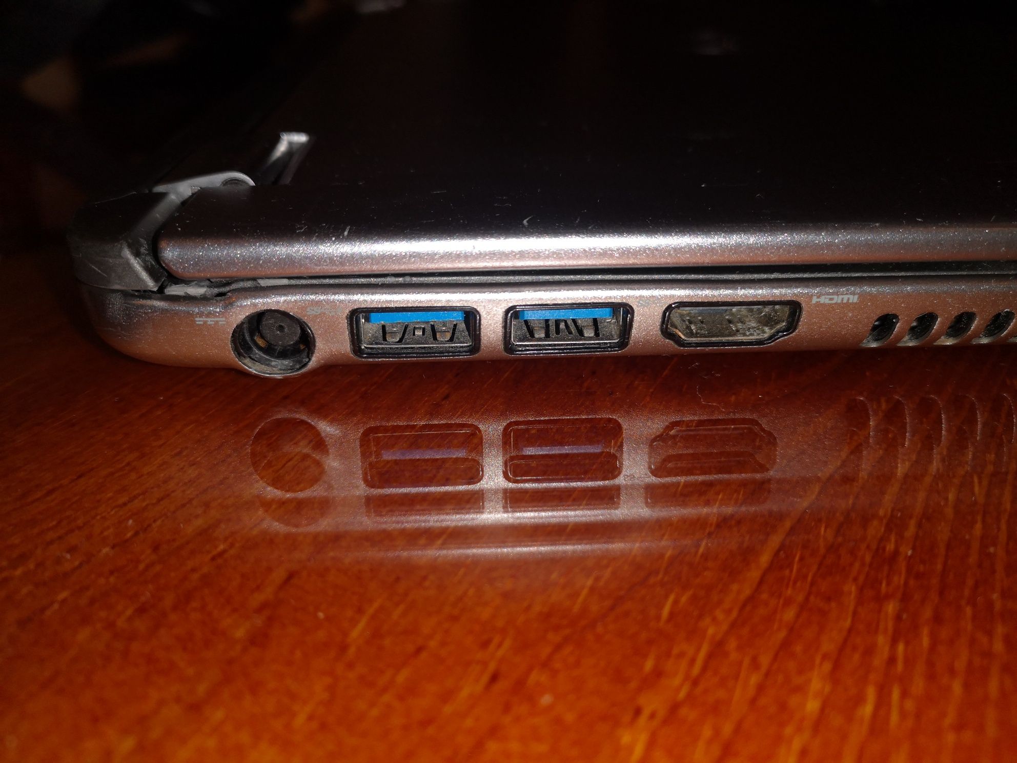 Laptop Dell Vostro 13" Intel i3 4GB/500HDD USB 3.0 HDMI