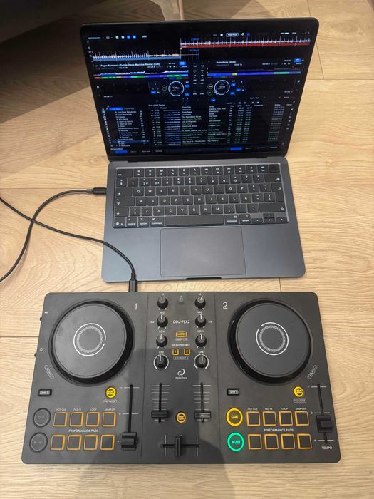 Mesa de Mistura Alphatheta (Pioneer DJ) FLX2+Mala, como novo garantia