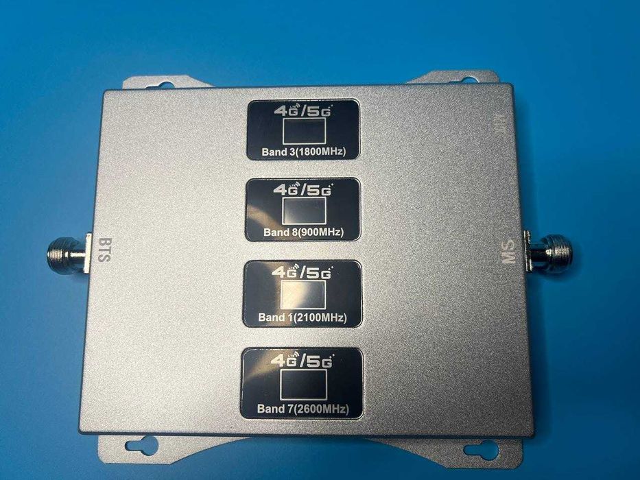 Усилитель связи 3G 4G LTE GSM репитер 4 диапазона  900 1800 2100 2600