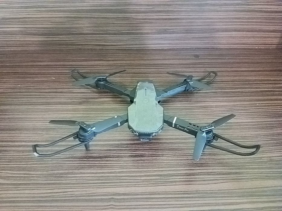 Квадрокоптер (дрон)